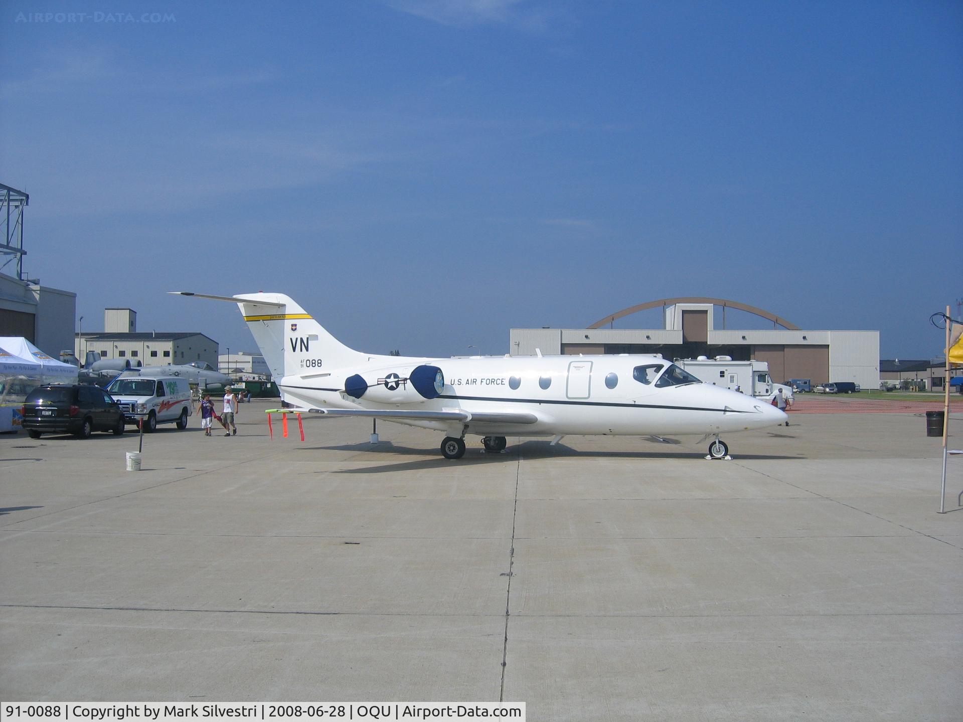 91-0088, 1991 Beechcraft T-1A Jayhawk C/N TT-29, Quonset Point 2008