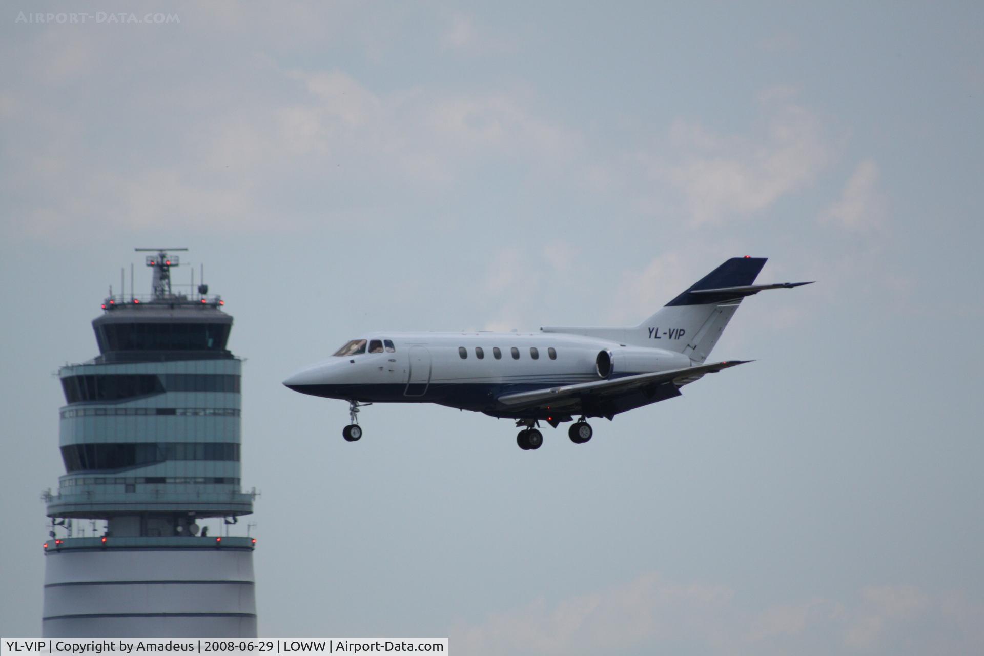 YL-VIP, 1986 British Aerospace BAe.125-800B C/N 258078, BAe-125-800B landing RWY16
