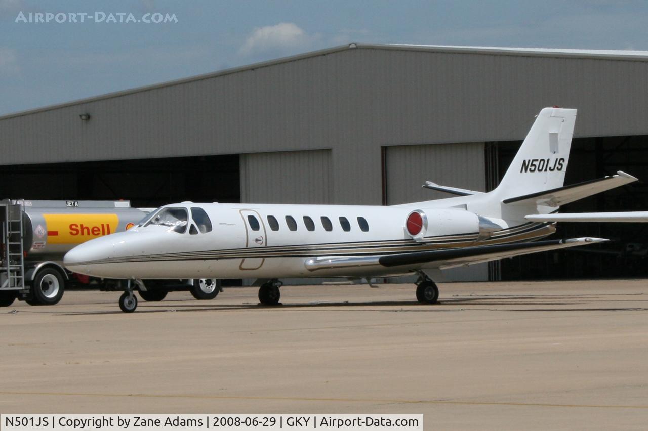 N501JS, 1990 Cessna 560 C/N 560-0066, At Arlington Municipal