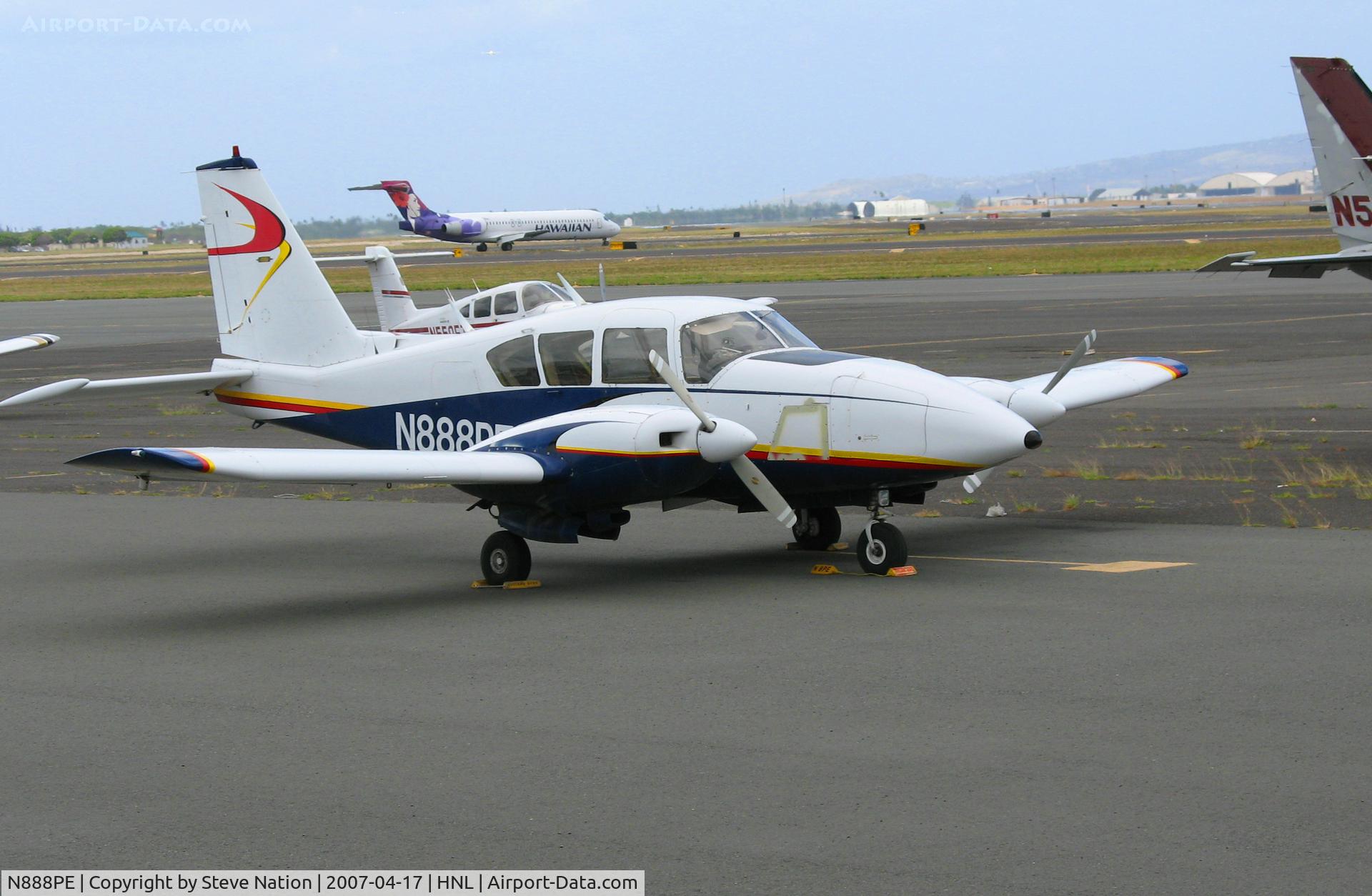 N888PE, 1977 Piper PA-23-250 C/N 27-7754066, 1977 Piper PA-23-250 @ Honolulu, HI