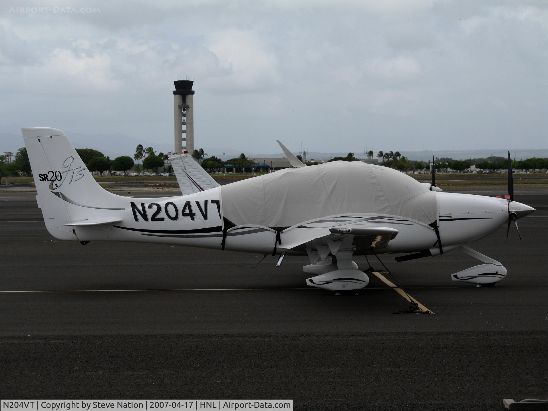 N204VT, 2006 Cirrus SR20 C/N 1605, 2006 Cirrus Design Corp SR20with cockpit covered @ Honolulu, HI