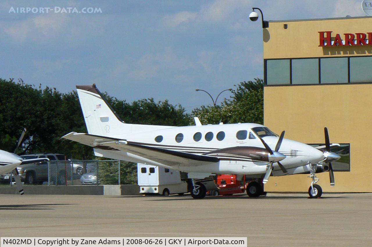 N402MD, 2007 Hawker Beechcraft Corp C90GT C/N LJ-1831, At Arlington Municipal