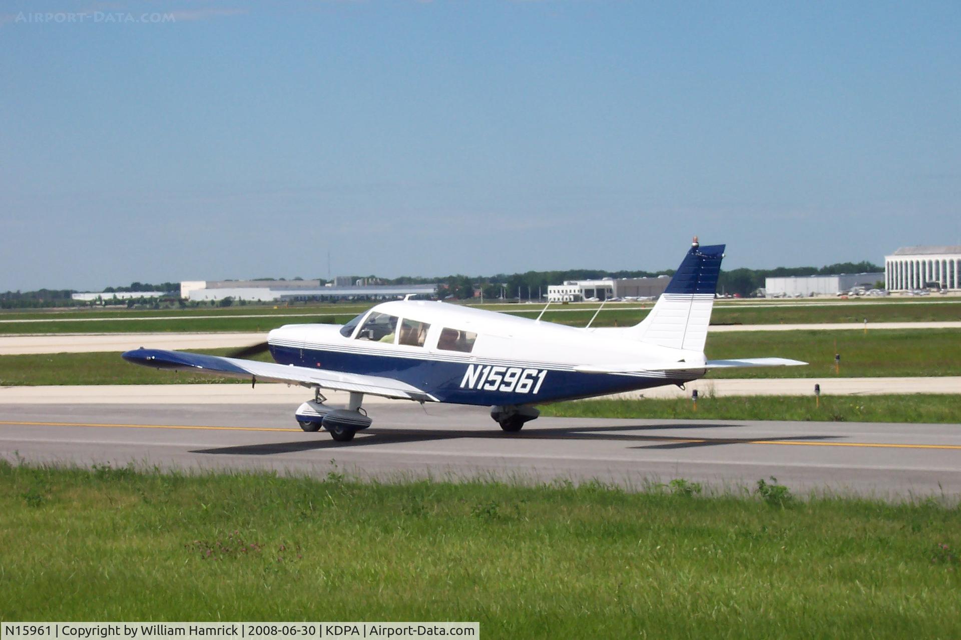 N15961, 1973 Piper PA-32-260 Cherokee Six C/N 32-7300022, Taxing at DuPage