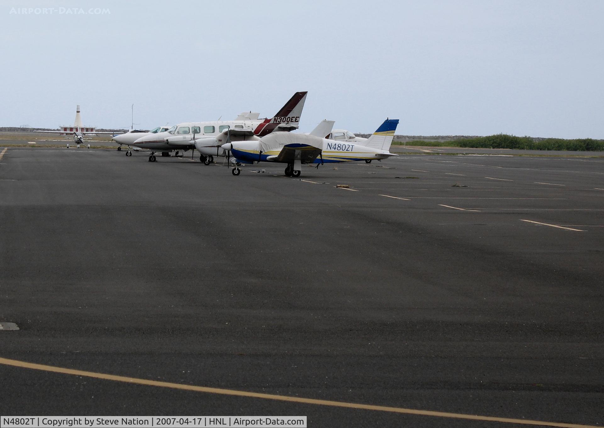 N4802T, 1972 Piper PA-28R-200 C/N 28R-7235111, Way far away 1972 Piper PA-28R-200 @ Honolulu, HI