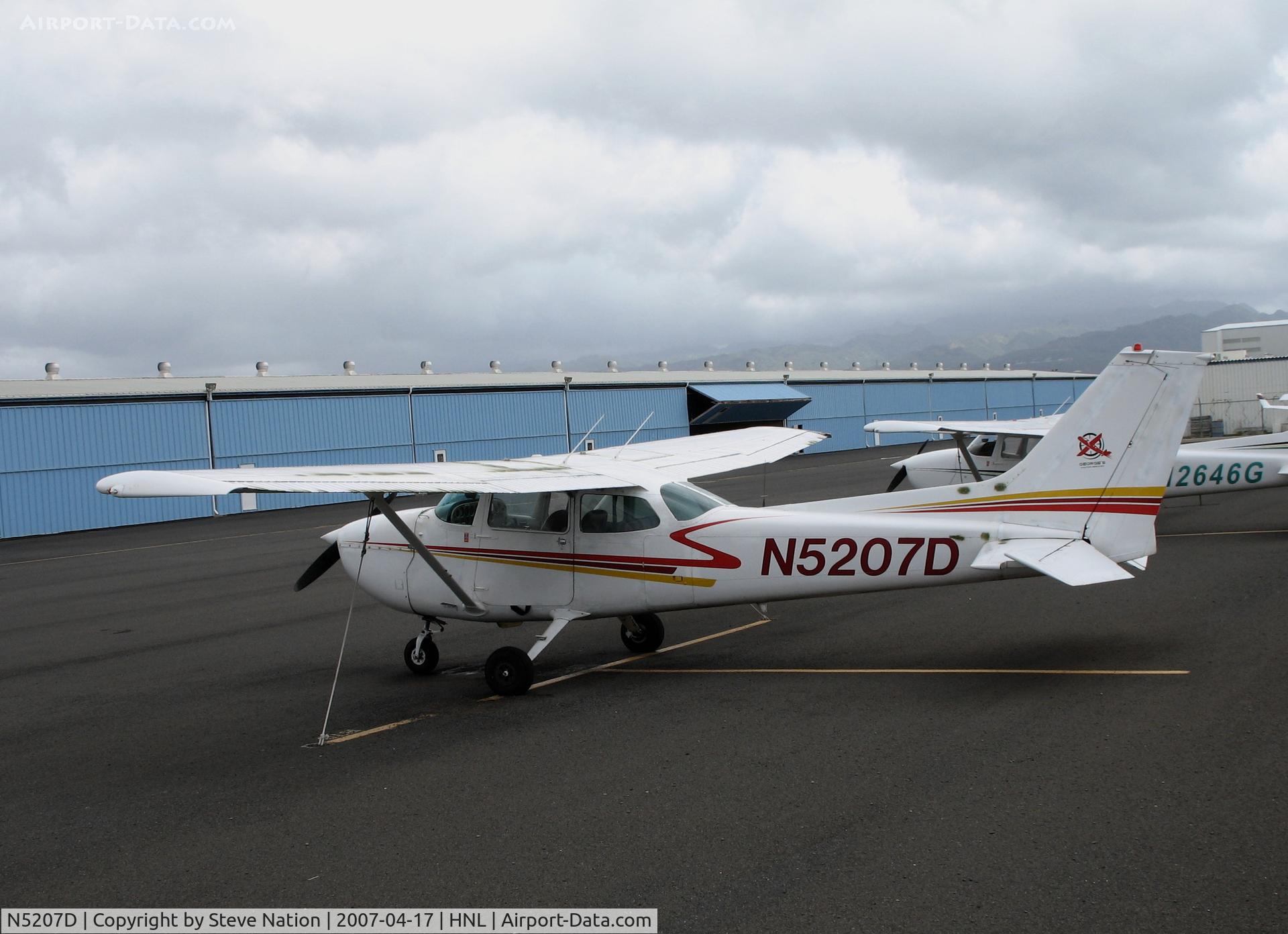 N5207D, 1979 Cessna 172N C/N 17272450, George's (Air Service) 1979 Cessna 172N @ Honolulu, HI