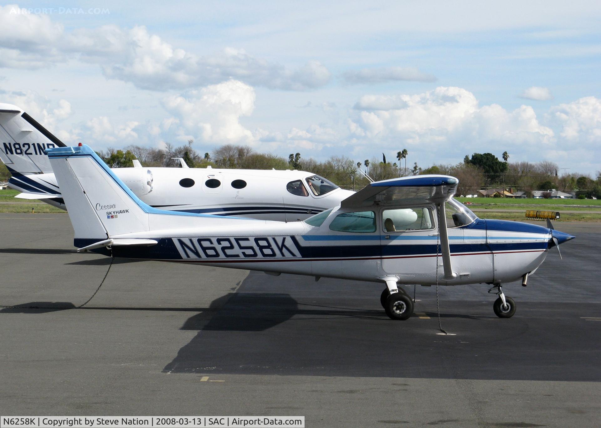 N6258K, 1980 Cessna 172P C/N 17274178, 1980 Cessna 172P@ Sacramento Exec, CA