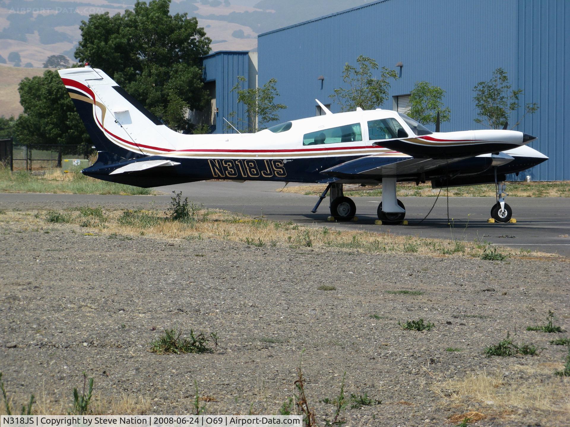 N318JS, Cessna T310R C/N 310R2131, Cessna T310R getting ready for Mexican registry @ Petaluma, CA