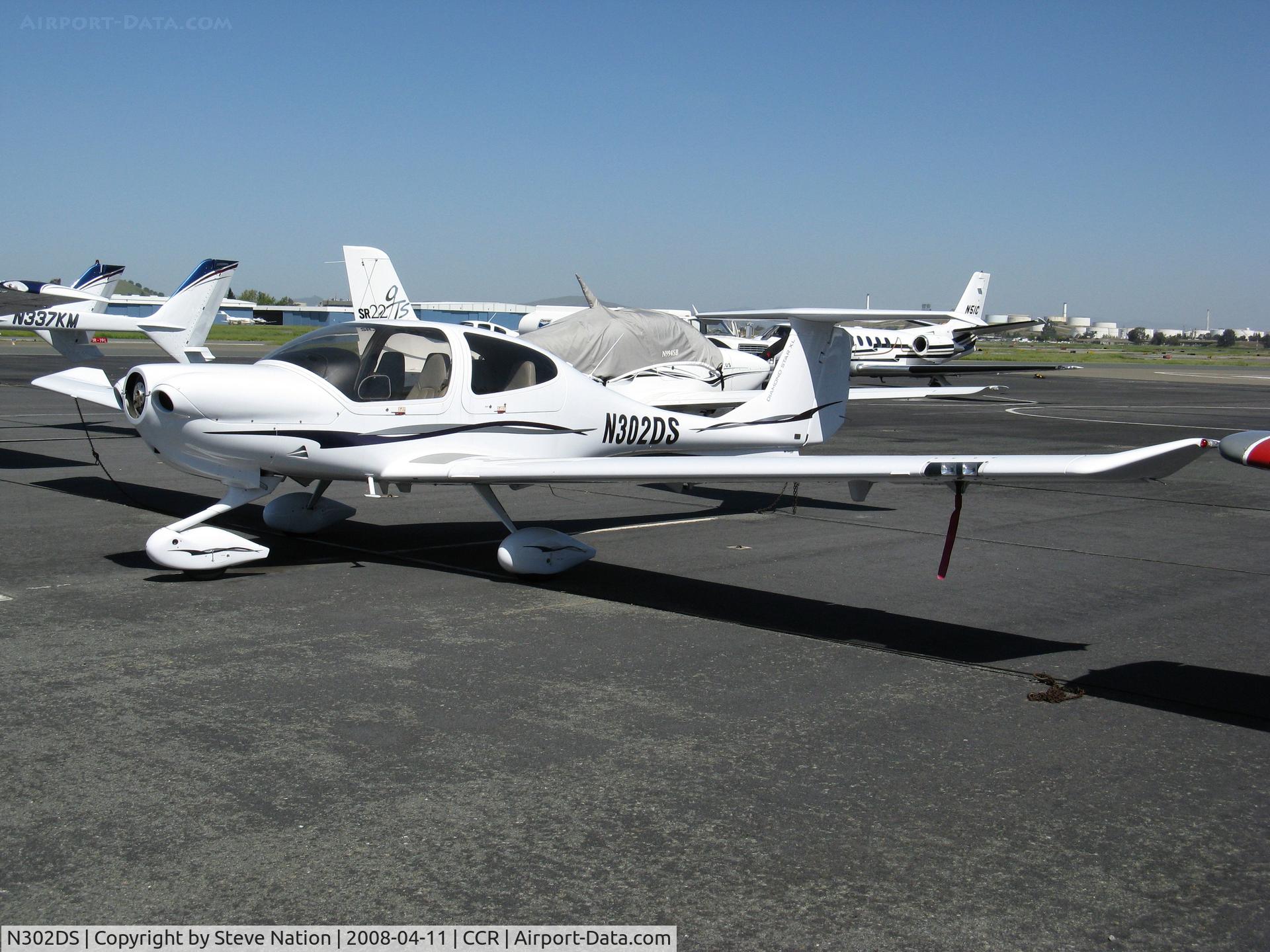 N302DS, 2007 Diamond DA-40 Diamond Star C/N 40.742, 2007 Diamond Aircraft Ind Inc DA 40 minus prop @ Concord-Buchanan Field, CA
