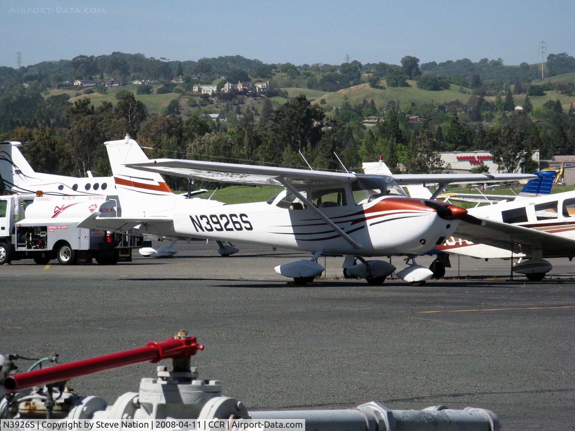 N3926S, 1964 Cessna 172E C/N 17251126, 1964 Cessna 172E @ Concord-Buchanan Field, CA