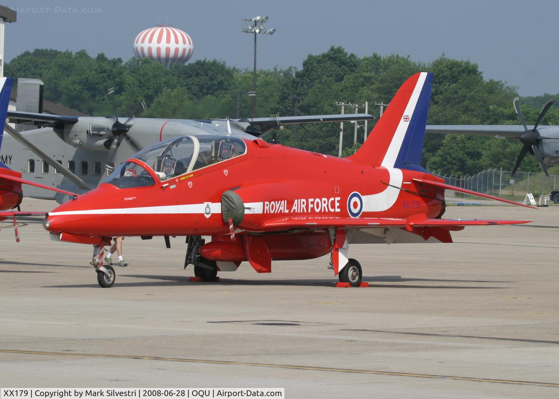 XX179, 1977 Hawker Siddeley Hawk T.1W C/N 026/312026, Quonset Point 2008