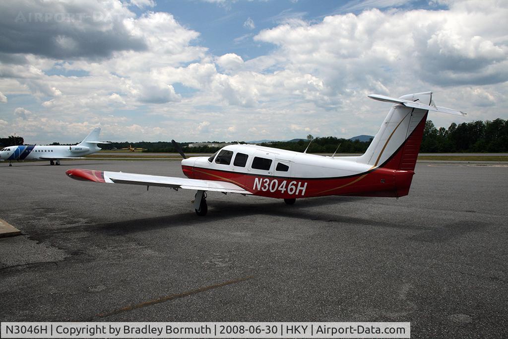 N3046H, 1979 Piper PA-32RT-300 C/N 32R-7985046, A great day to take pictures.