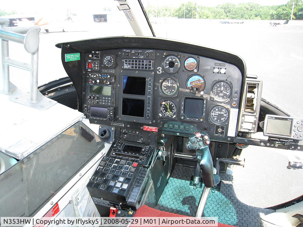 N353HW, 2001 Eurocopter AS-350B-3 Ecureuil Ecureuil C/N 3401, N353HW AS-350 B3 Cockpit