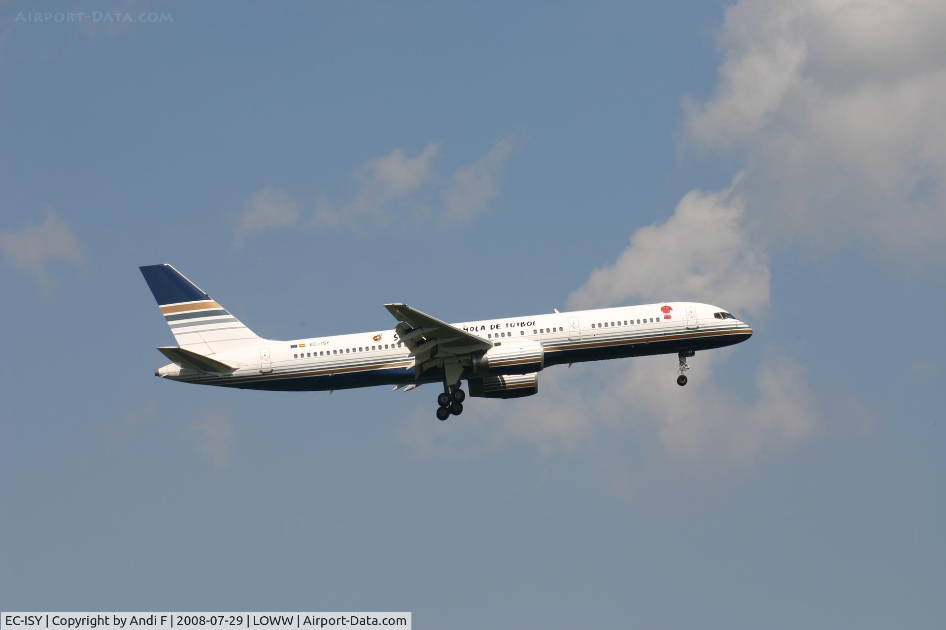 EC-ISY, 1993 Boeing 757-256 C/N 26241, Footballcharter