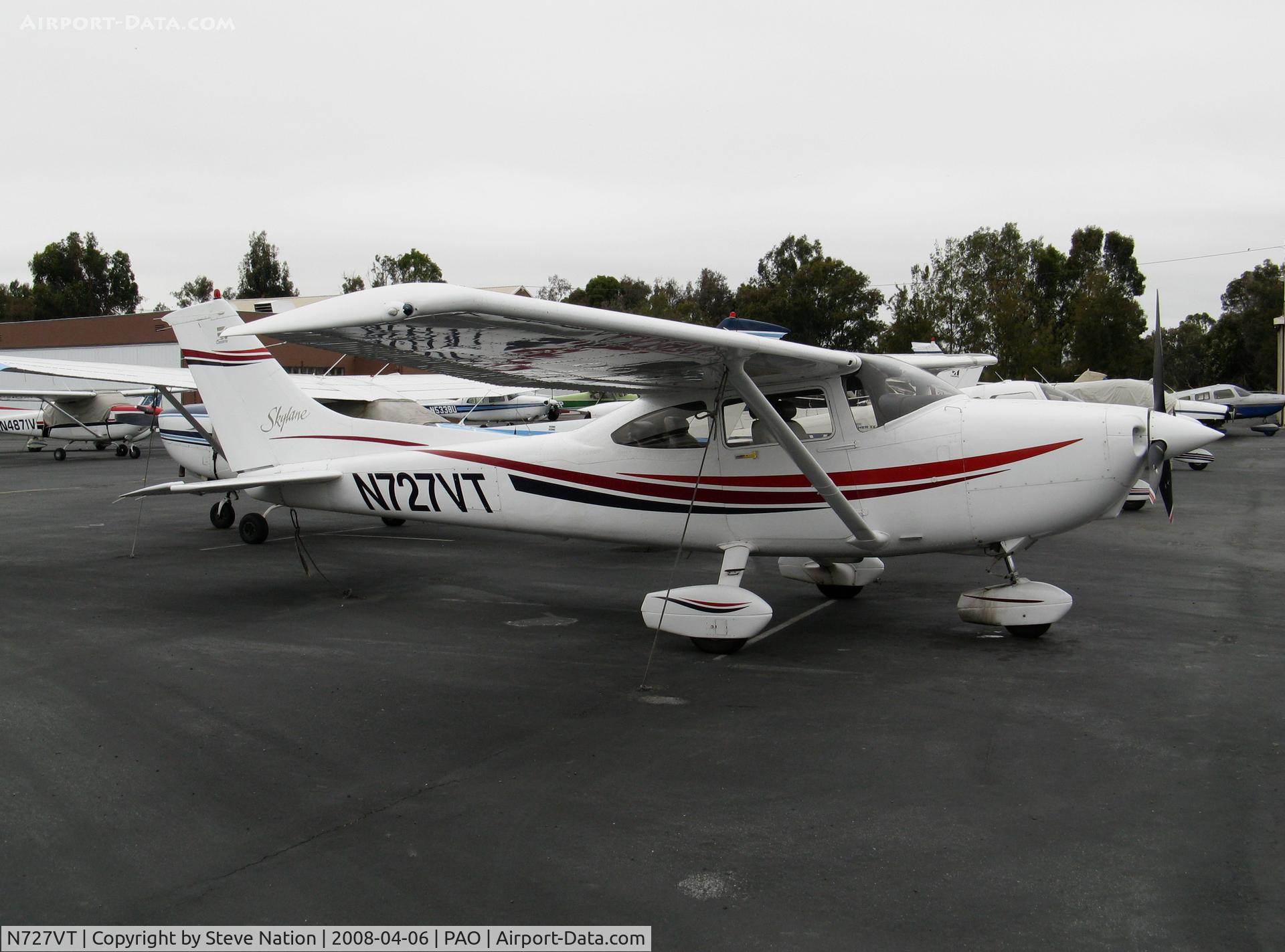 N727VT, 1999 Cessna 182S Skylane C/N 18280488, 1999 Cessna 182S @ Palo Alto, CA