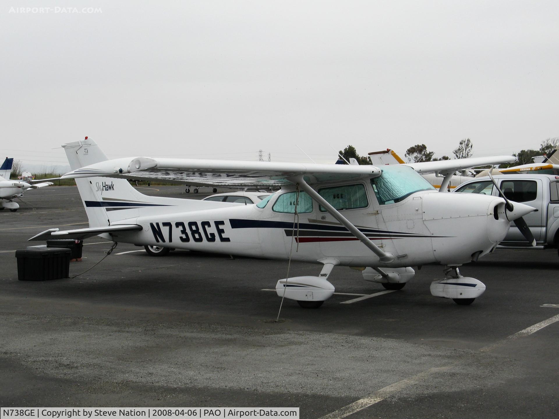 N738GE, 1977 Cessna 172N C/N 17269960, 1977 Cessna 172N @ Palo Alto, CA