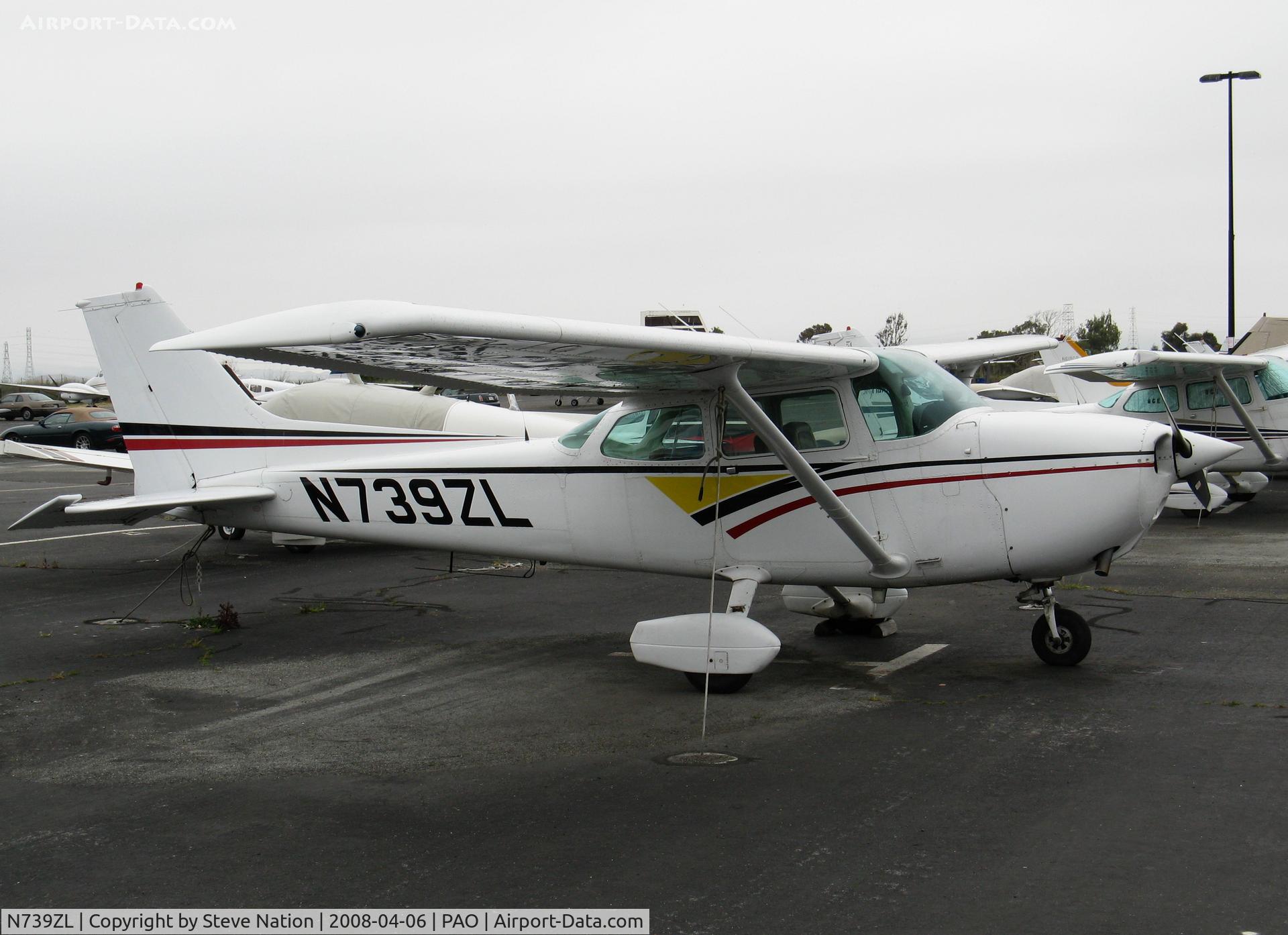 N739ZL, 1978 Cessna 172N C/N 17270936, 1978 Cessna 172N @ Palo Alto, CA