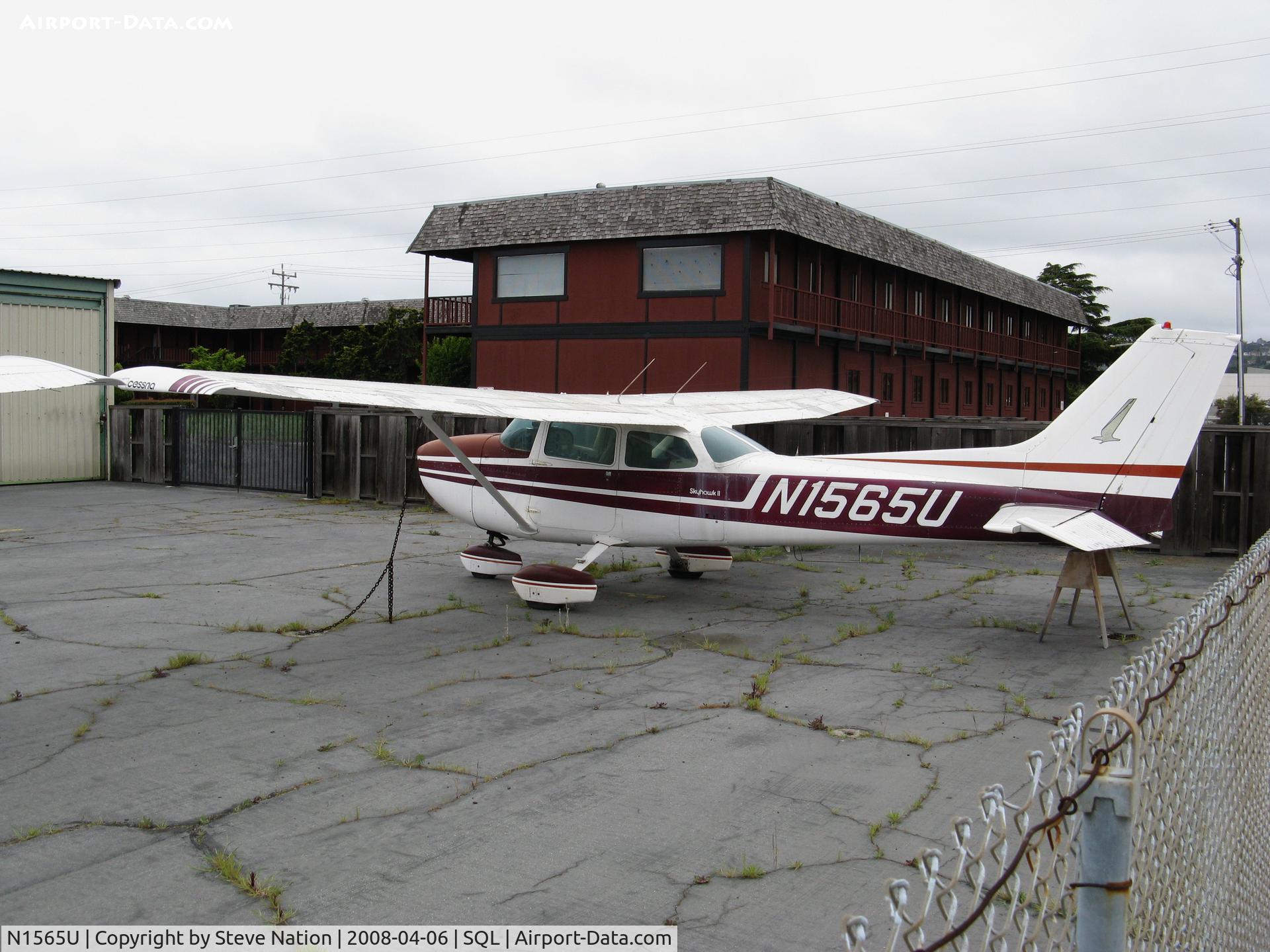 N1565U, 1976 Cessna 172M C/N 17267173, 1976 Cessna 172M @ San Carlos, CA
