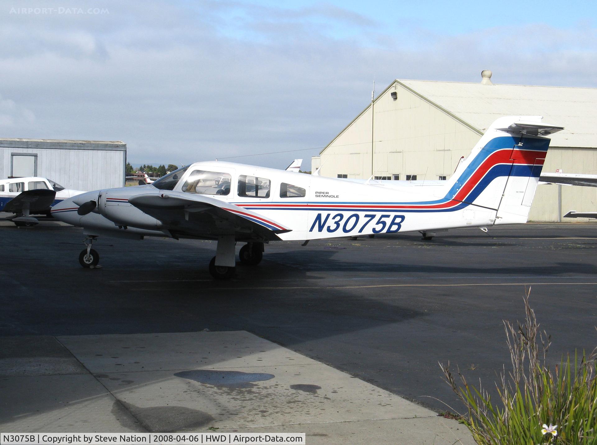 N3075B, 1978 Piper PA-44-180 Seminole C/N 44-7995115, 1978 Piper PA-44-180 @ Hayward, CA