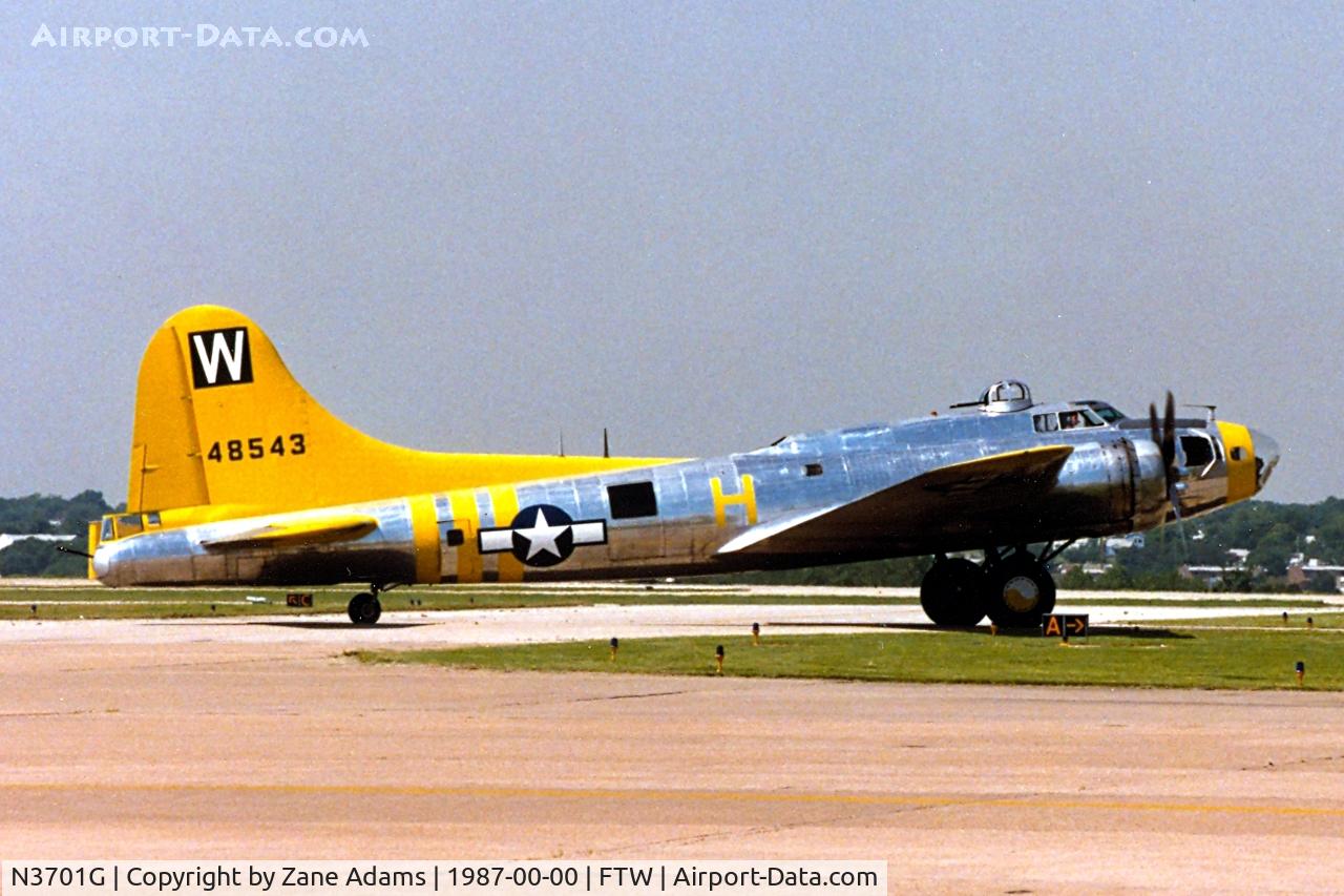 N3701G, 1944 Boeing B-17G Flying Fortress C/N 44-8543A, B-17 Chuckie at Meacham Field