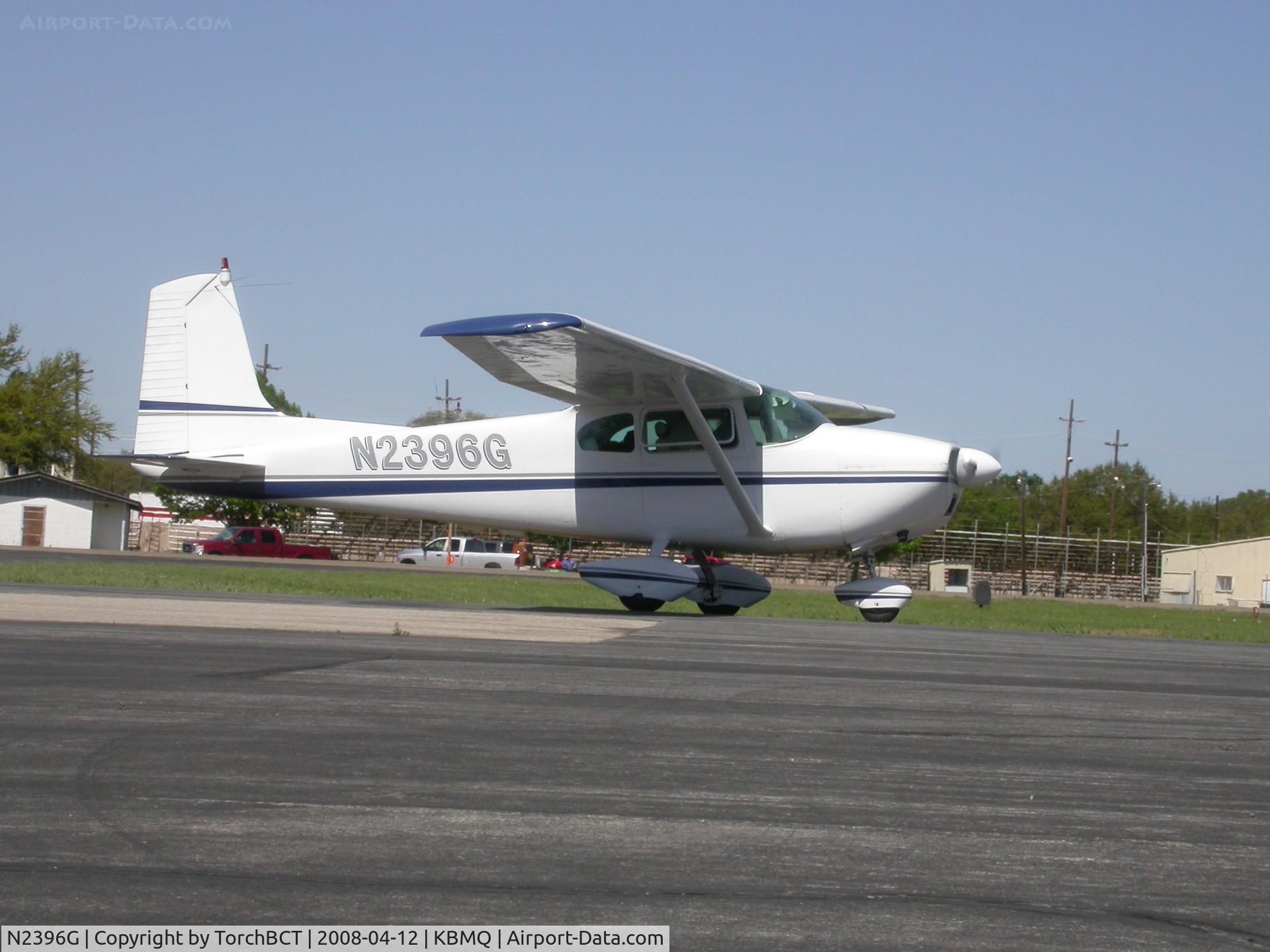 N2396G, 1958 Cessna 182B Skylane C/N 51696, Skylane taxiing to parking at BMQ.
