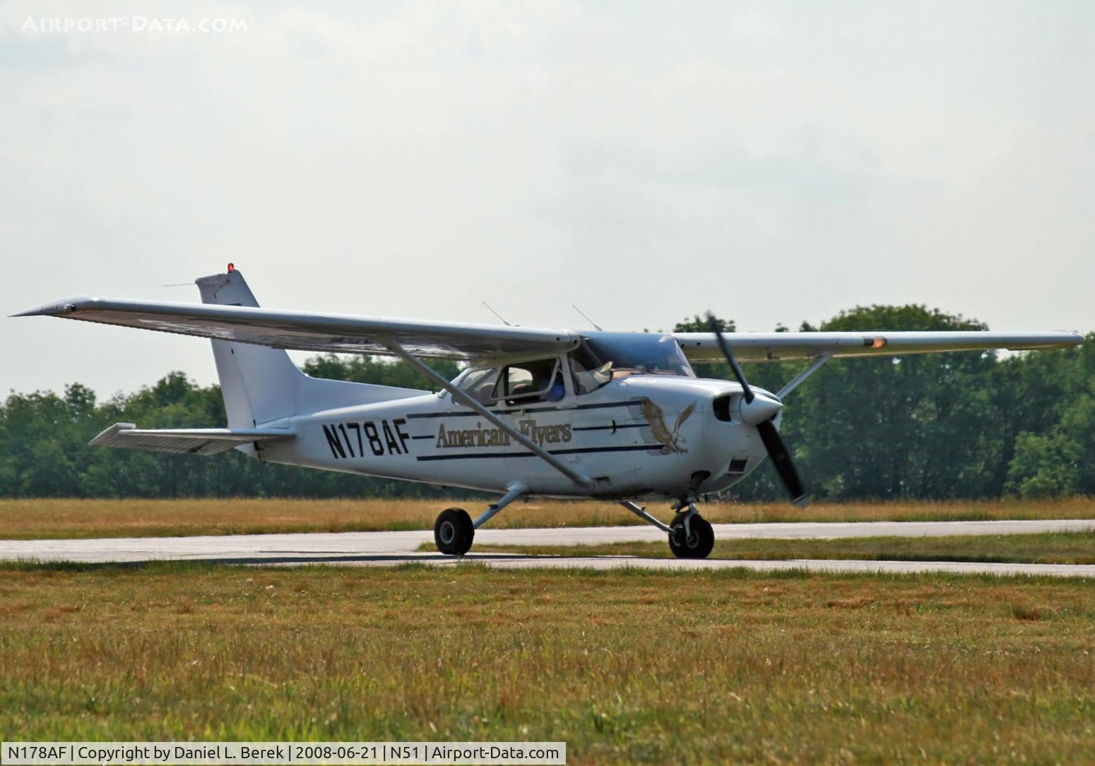 N178AF, 2003 Cessna 172R C/N 17281177, This Skyhawk SP, seen at Solberg Airport in New Jersey, is in from Chicago.