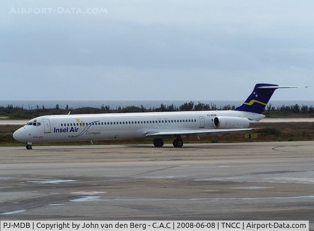 PJ-MDB, 1983 McDonnell Douglas MD-82 (DC-9-82) C/N 48021, Insel Air