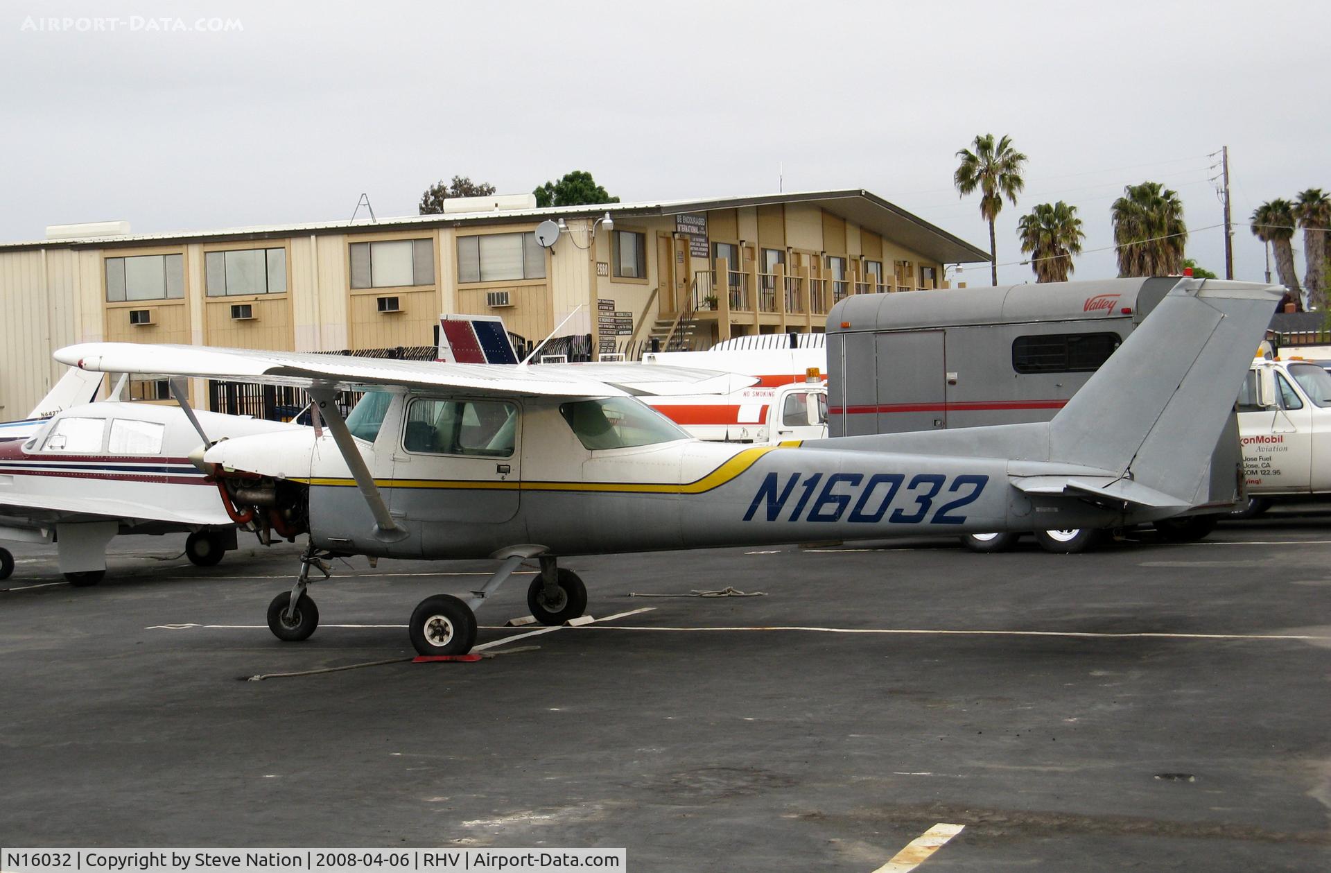 N16032, 1972 Cessna 150L C/N 15073426, 1972 Cessna 150L minus cowling @Reid-Hillview airport, CA