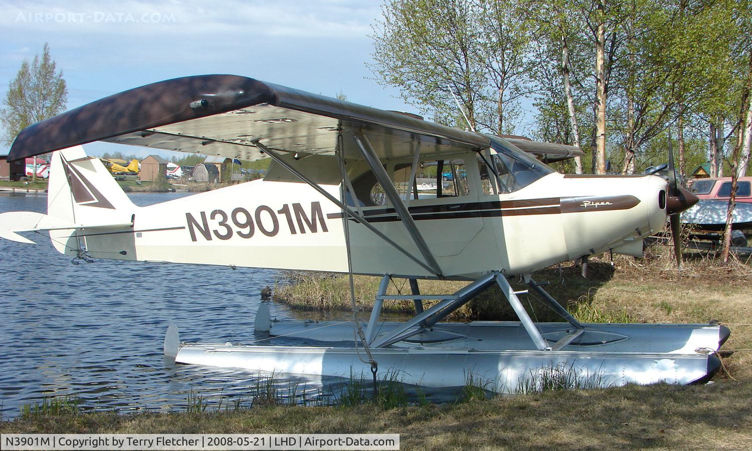 N3901M, 1947 Piper PA-12 Super Cruiser C/N 12-2800, 1947 Piper Pa-12 at Lake Hood