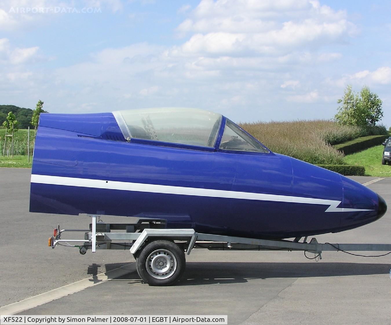 XF522, 1956 Hawker Hunter F.6 C/N S4/U/3368, Nose section of Hunter XF522 in 