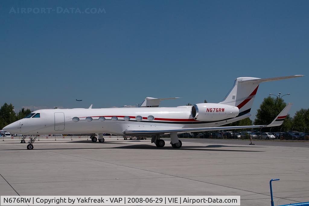 N676RW, 2006 Gulfstream Aerospace GV-SP (G550) C/N 5126, Gulfstream 5