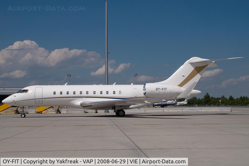 OY-FIT, 2005 Bombardier BD-700-1A11 Global 5000 C/N 9186, Bombardier Globalexpress 5000