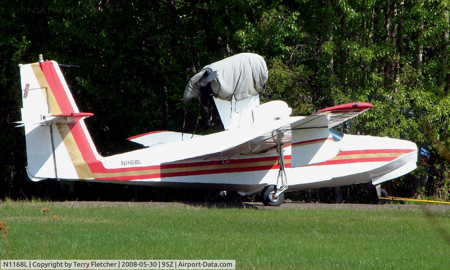 N1168L, 1966 Lake LA-4 C/N 330, 1966 Lake La-4 at Bradley Skyranch , North Pole , AK