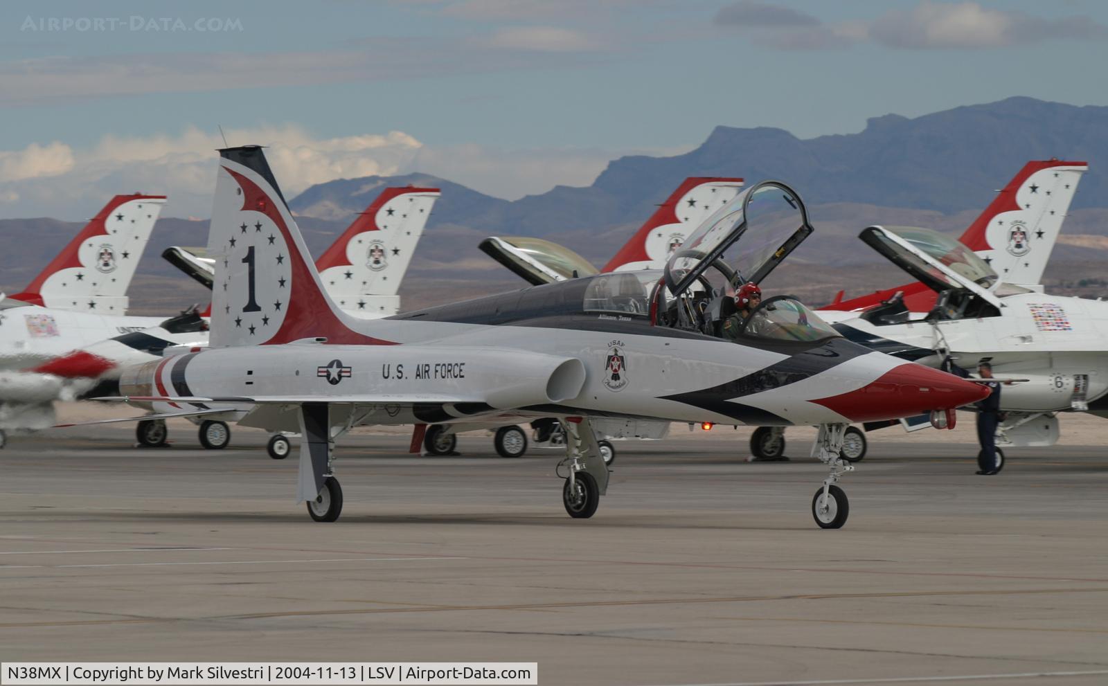 N38MX, 1965 Northrop T-38A-60-NO  Talon C/N N.5784, Aviation Nation 2004