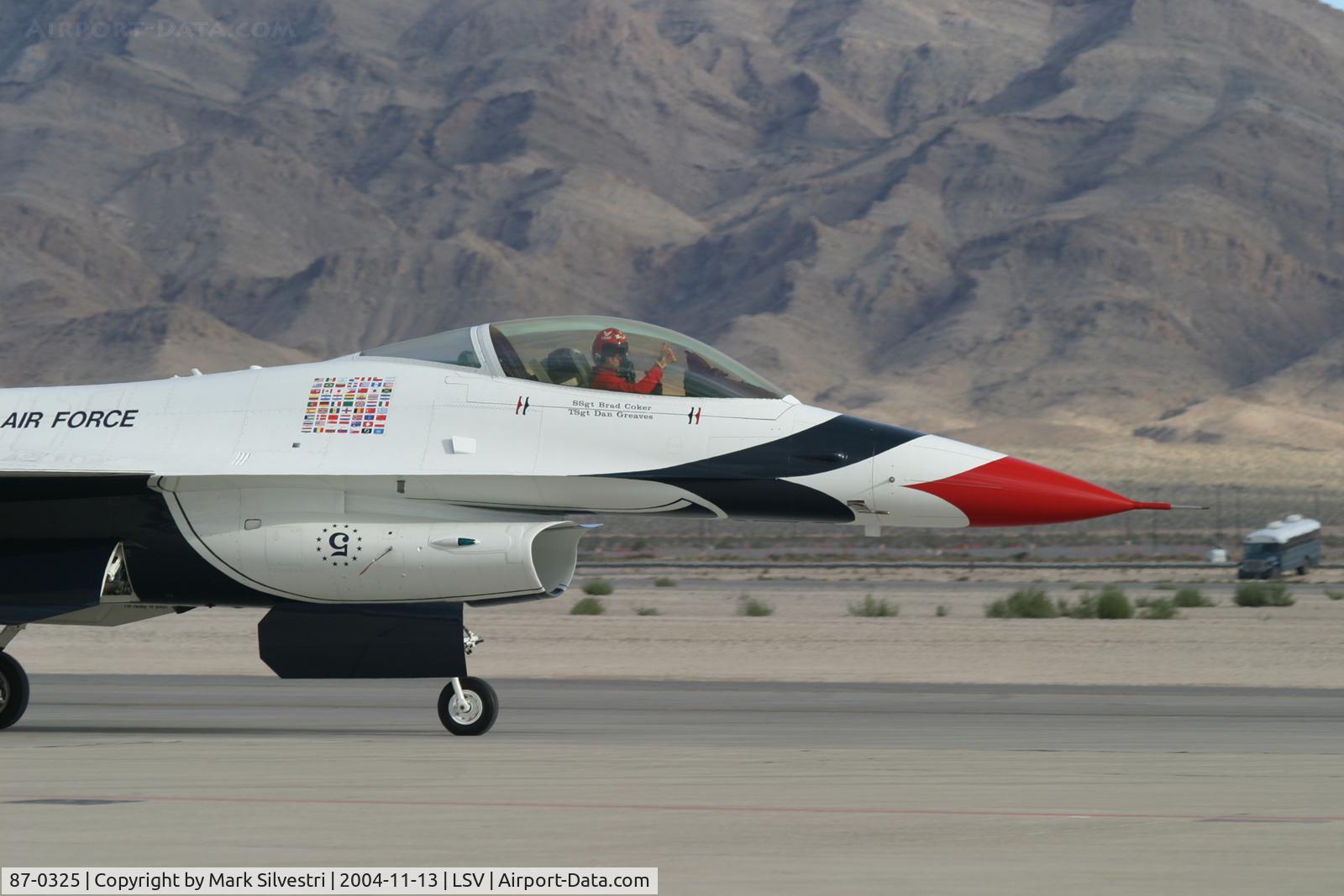 87-0325, 1987 General Dynamics F-16C Fighting Falcon C/N 5C-586, Aviation Nation 2004