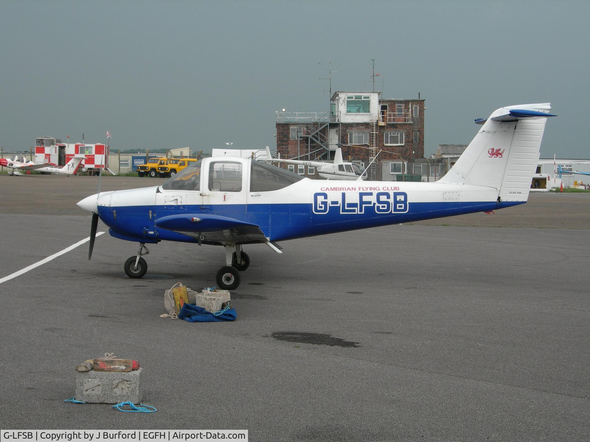 G-LFSB, 1978 Piper PA-38-112 Tomahawk Tomahawk C/N 38-78A0072, g-lfsb at swansea