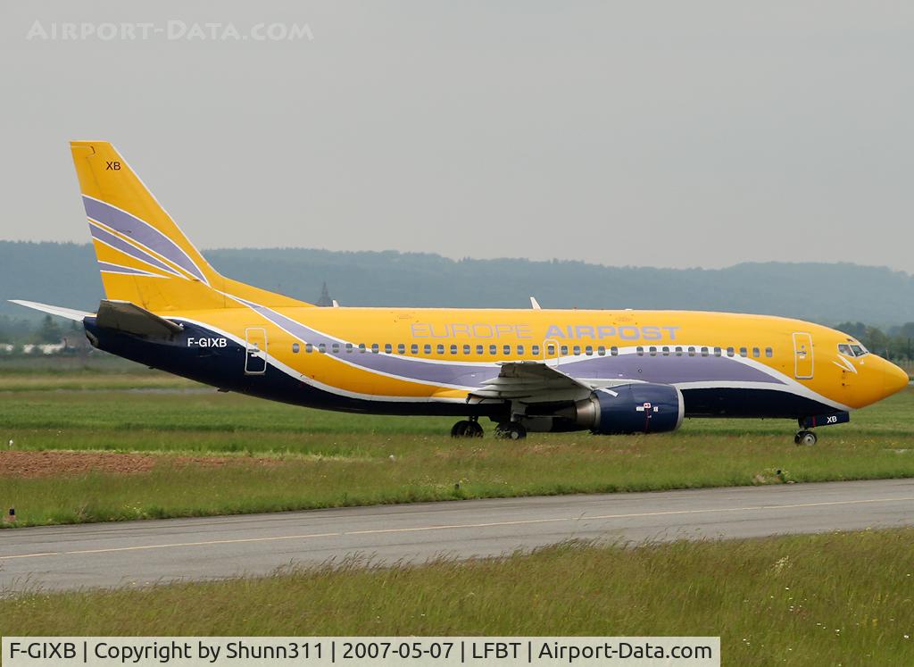 F-GIXB, 1990 Boeing 737-33A(QC) C/N 24789, Arriving and rolling to the terminal...