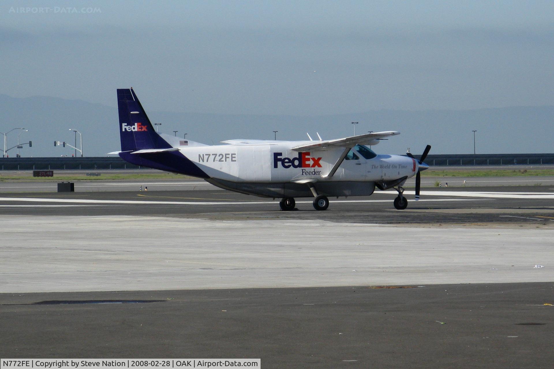 N772FE, 1991 Cessna 208B Super Cargomaster C/N 208B0268, FEDEX Feeder 1991 Cessna 208B @ Oakland, CA