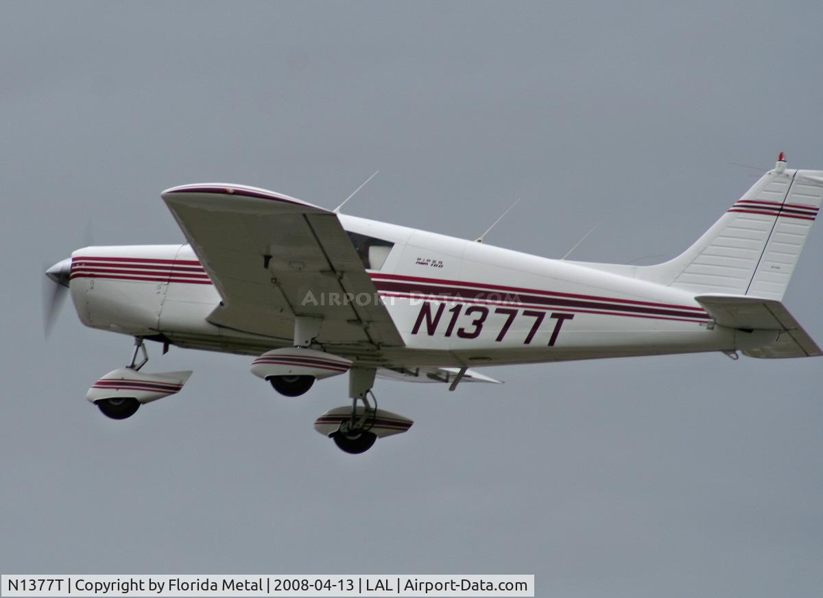 N1377T, 1972 Piper PA-28-140 C/N 28-7225487, Piper PA-28-140