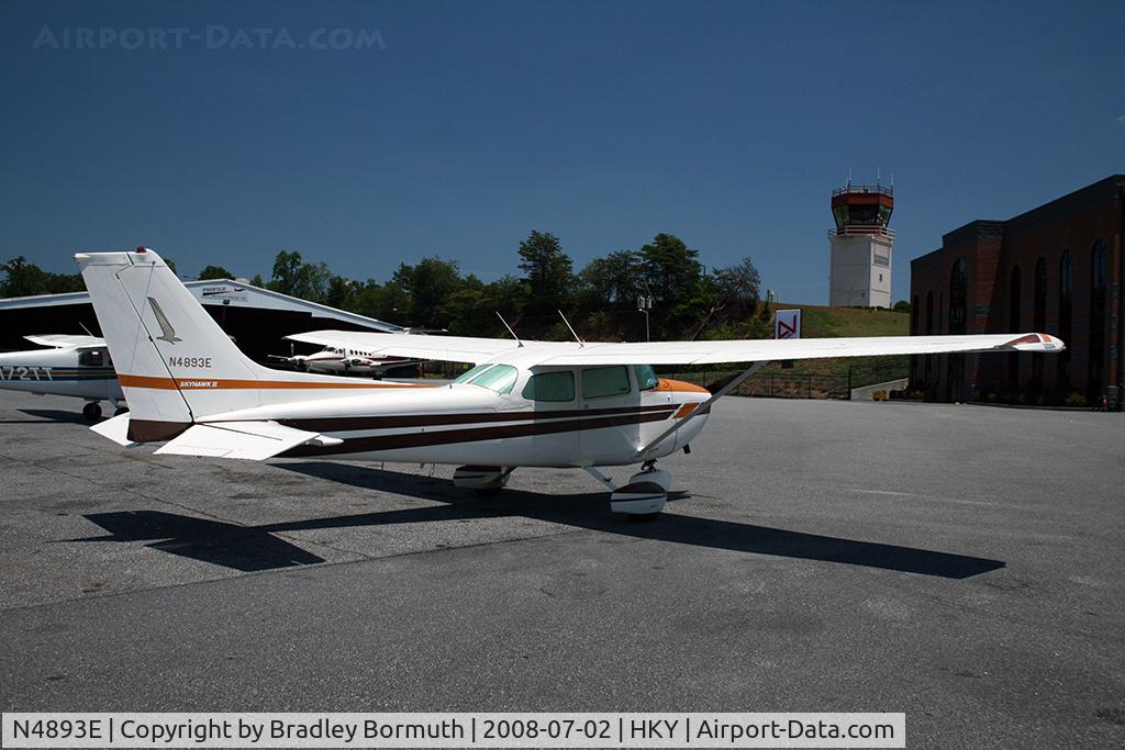 N4893E, 1978 Cessna 172N C/N 17271673, A great day to take pictures.