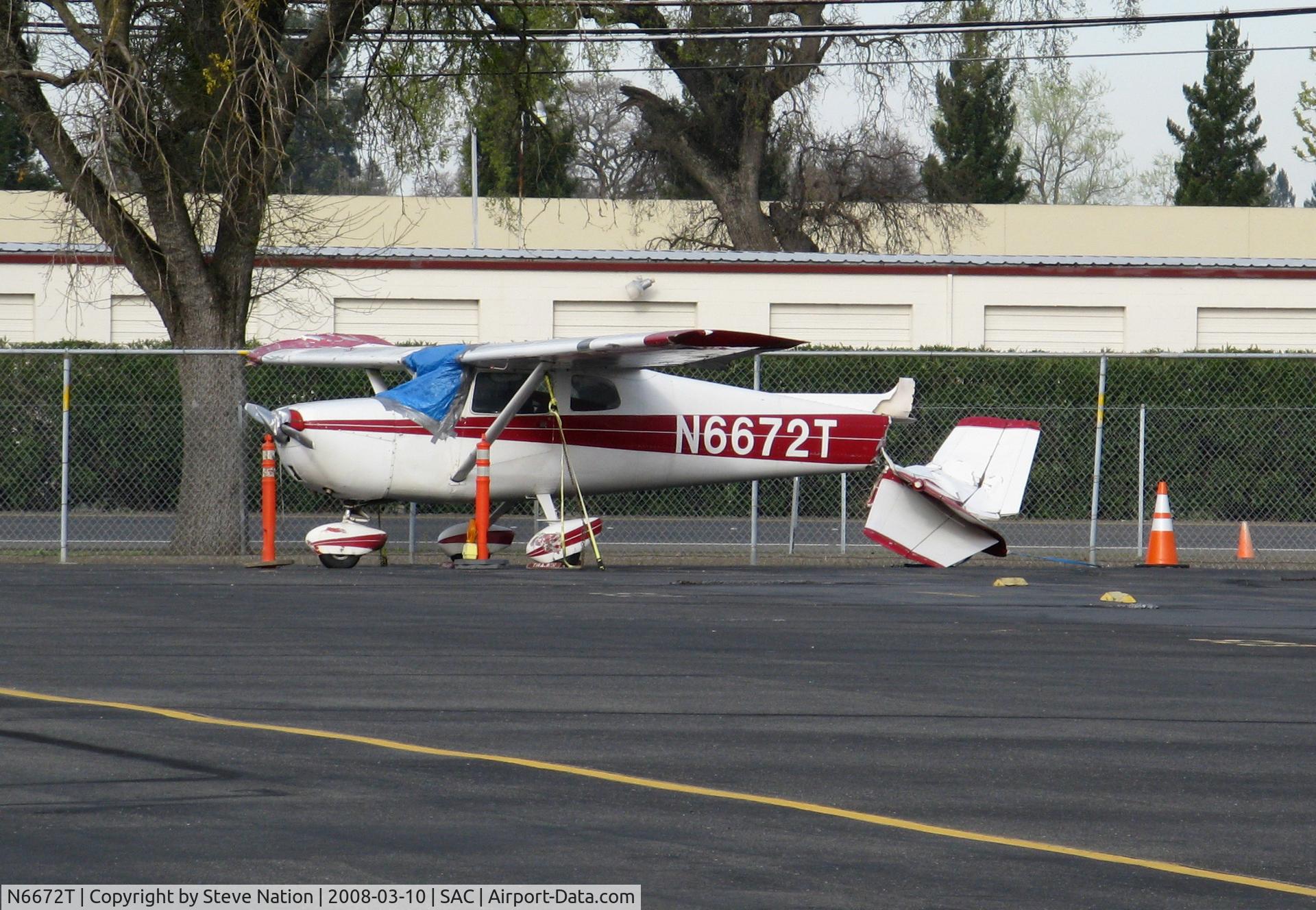N6672T, 1960 Cessna 150A C/N 15059072, Wrecked 1960 Cessna 150A @ Sacramento Executive Airport, CA