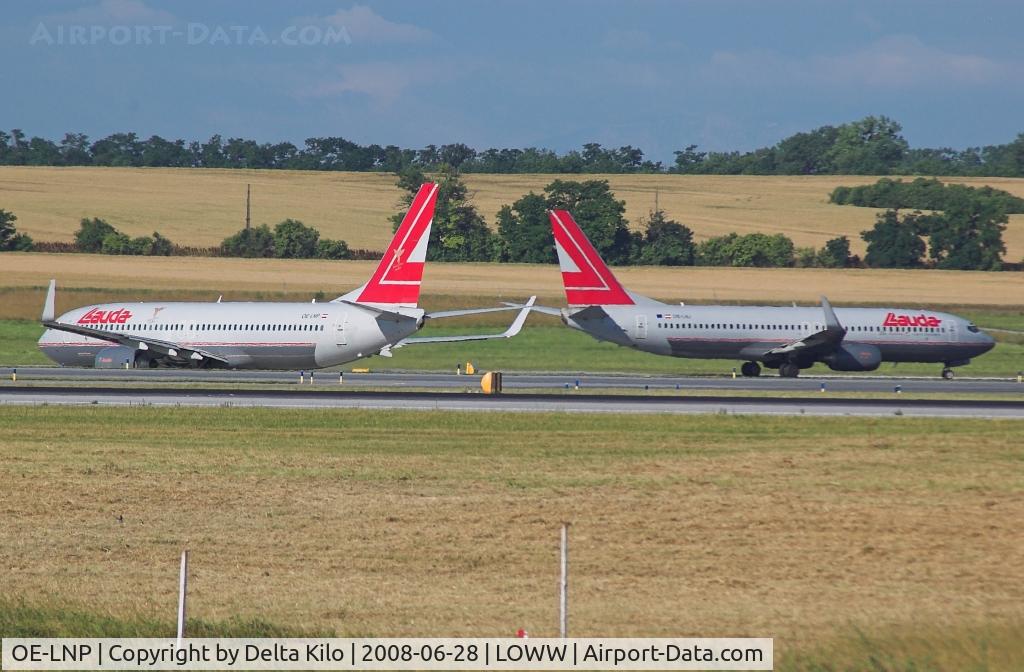 OE-LNP, 2002 Boeing 737-8Z9 C/N 30420, LAUDA  OE--LNP +OE-LNJ