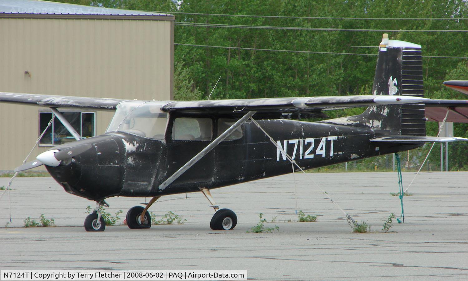N7124T, 1959 Cessna 172 C/N 46724, Cessna 172 at Palmer AK