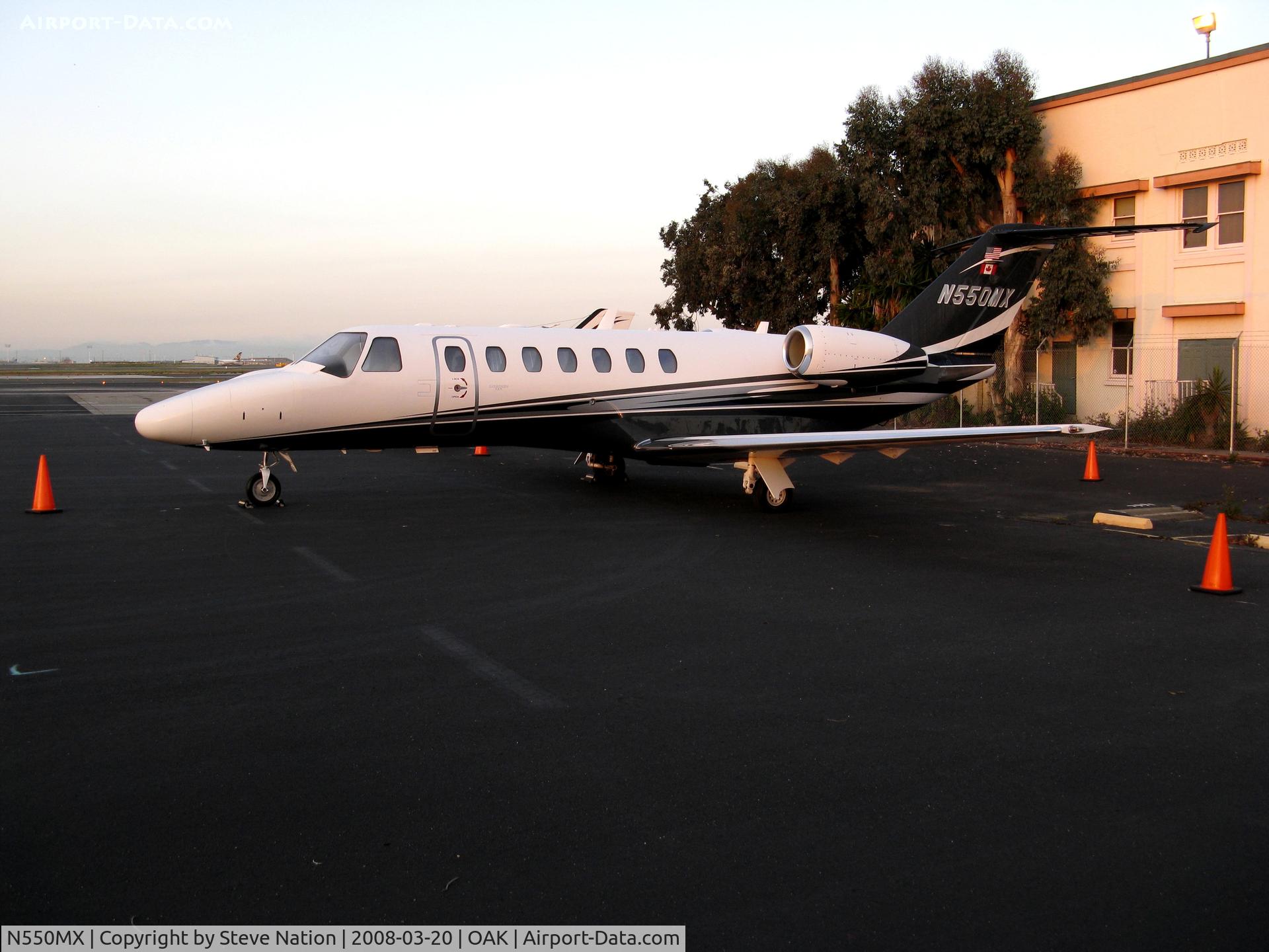 N550MX, 2007 Cessna 525B C/N 525B0137, Early morning shot of 2007 Cessna 525B @ Oakland, CA