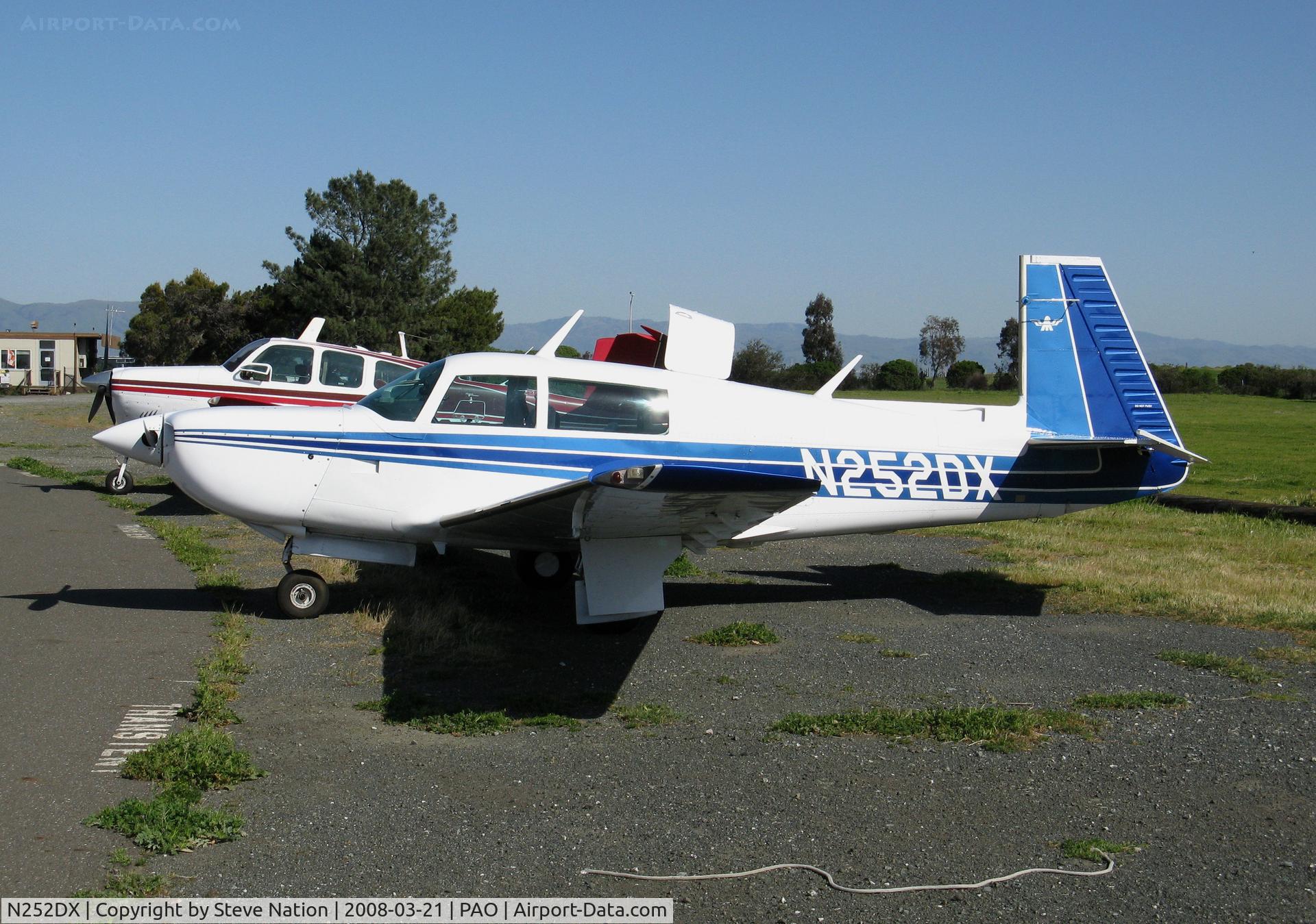 N252DX, 1981 Mooney M20K C/N 25-0580, 1981 Mooney Aircraft Corp. M20K @ Palo Alto CA