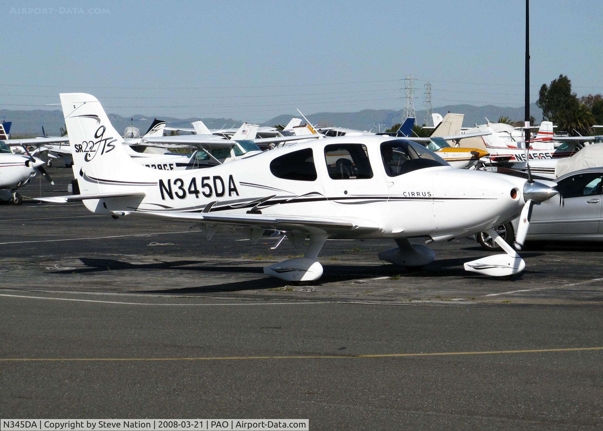 N345DA, 2005 Cirrus SR22 GTS C/N 1674, 2005 Cirrus Design Corp SR22 @ Palo Alto CA