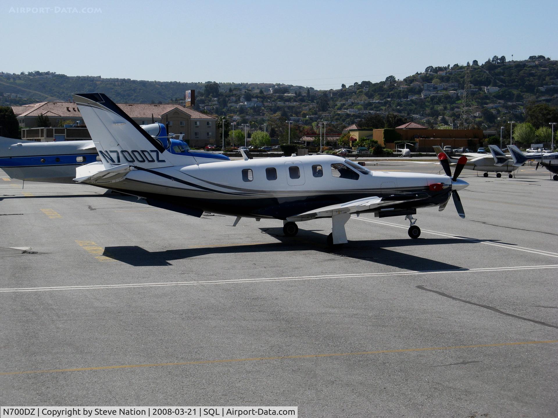 N700DZ, 2004 Socata TBM-700 C/N 295, 2004 Socata TBM 700 @ San Carlos, CA