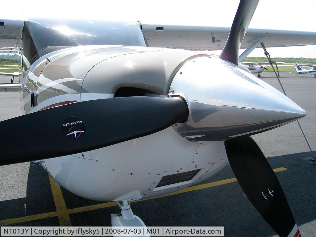 N1013Y, 2005 Cessna 182T Skylane C/N 18281544, N1013Y CESSNA 182T NOSE