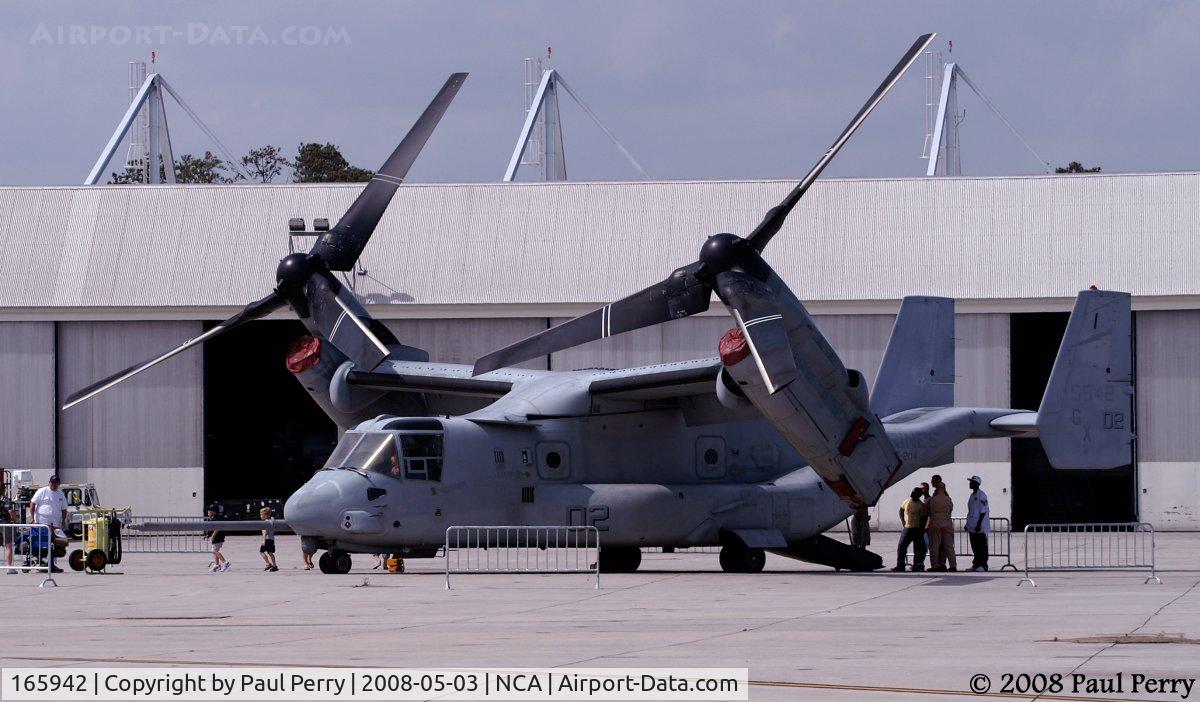 165942, Bell-Boeing MV-22B Osprey C/N D0043, Last pass as the airshow breaks up, she bids farewell