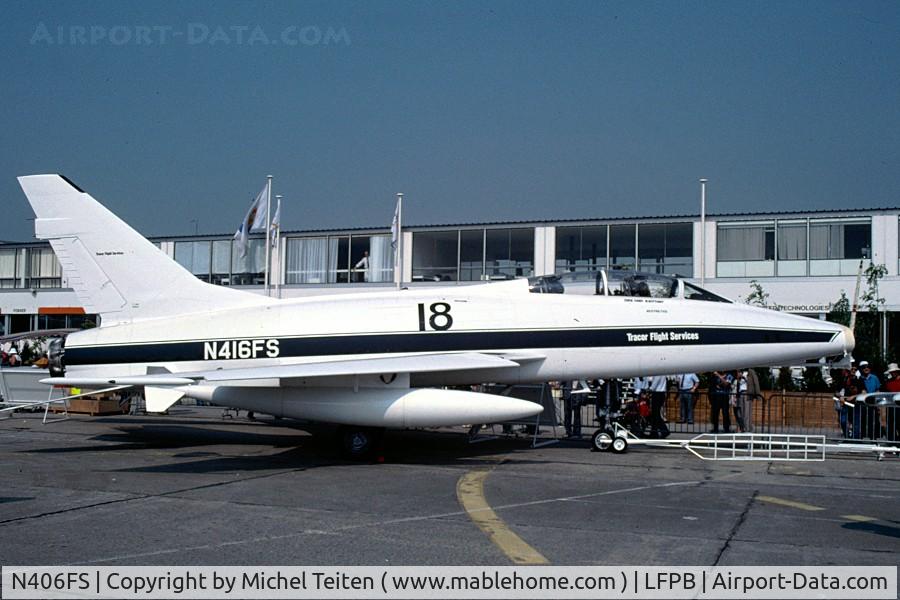 N406FS, 1955 North American F-100F Super Sabre C/N 56-3916, Tracor Flight Systems at the Salon du Bourget