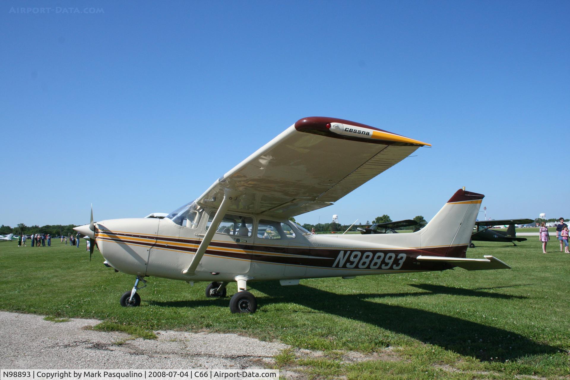 N98893, 1985 Cessna 172P C/N 17276374, Cessna 172